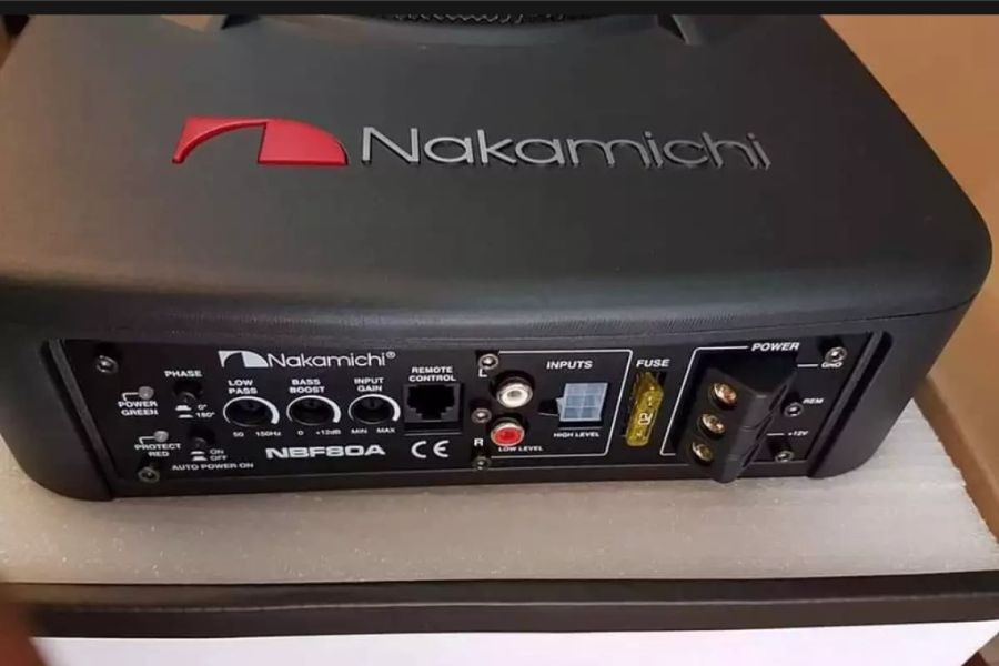 Loa sub gầm ghế Nakamichi ô tô
