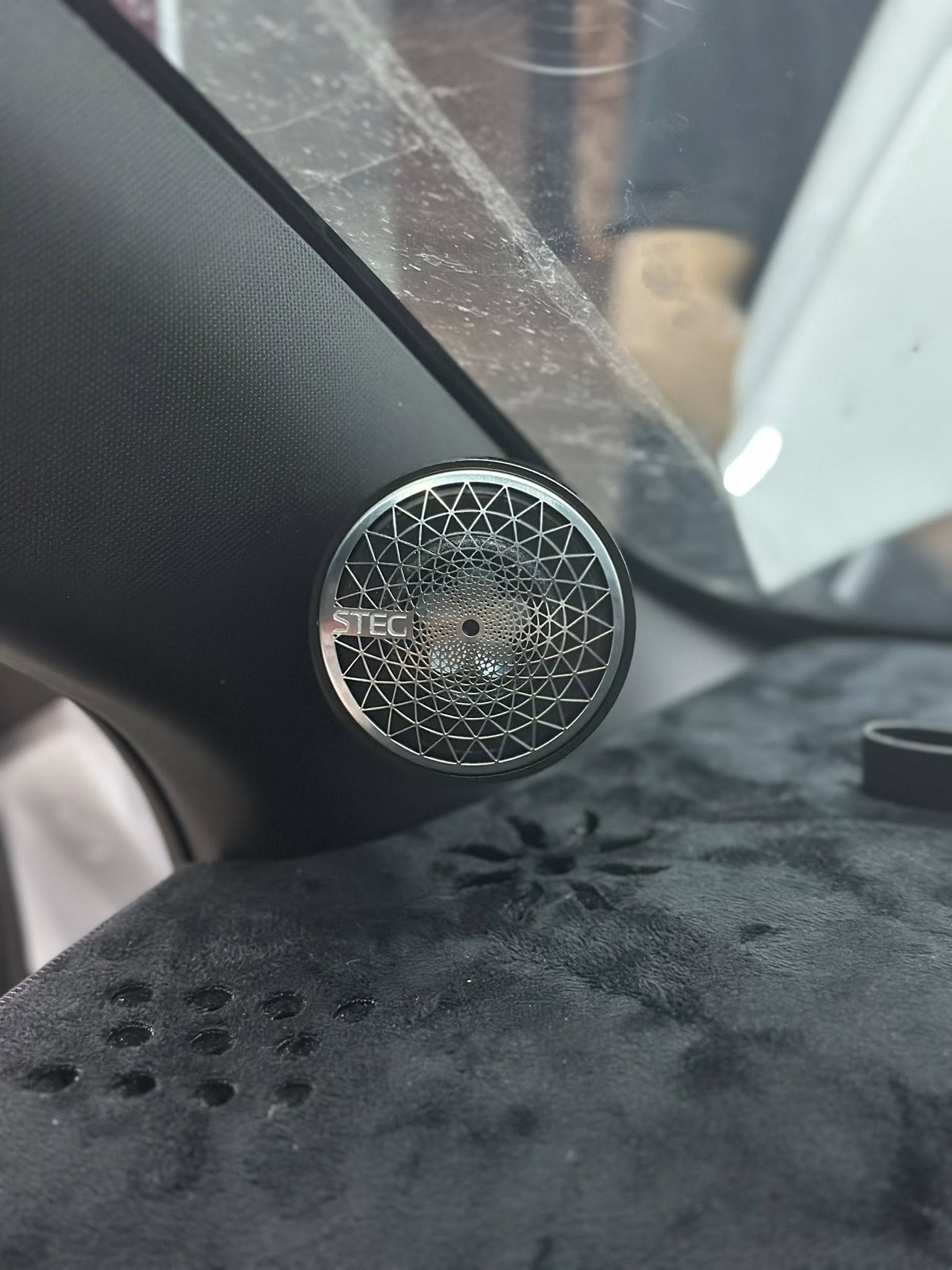 Độ loa VF7