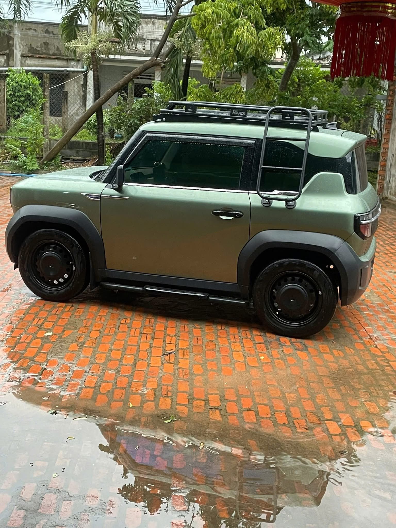 Lắp giá nóc Rhino cho VF3 uy tín