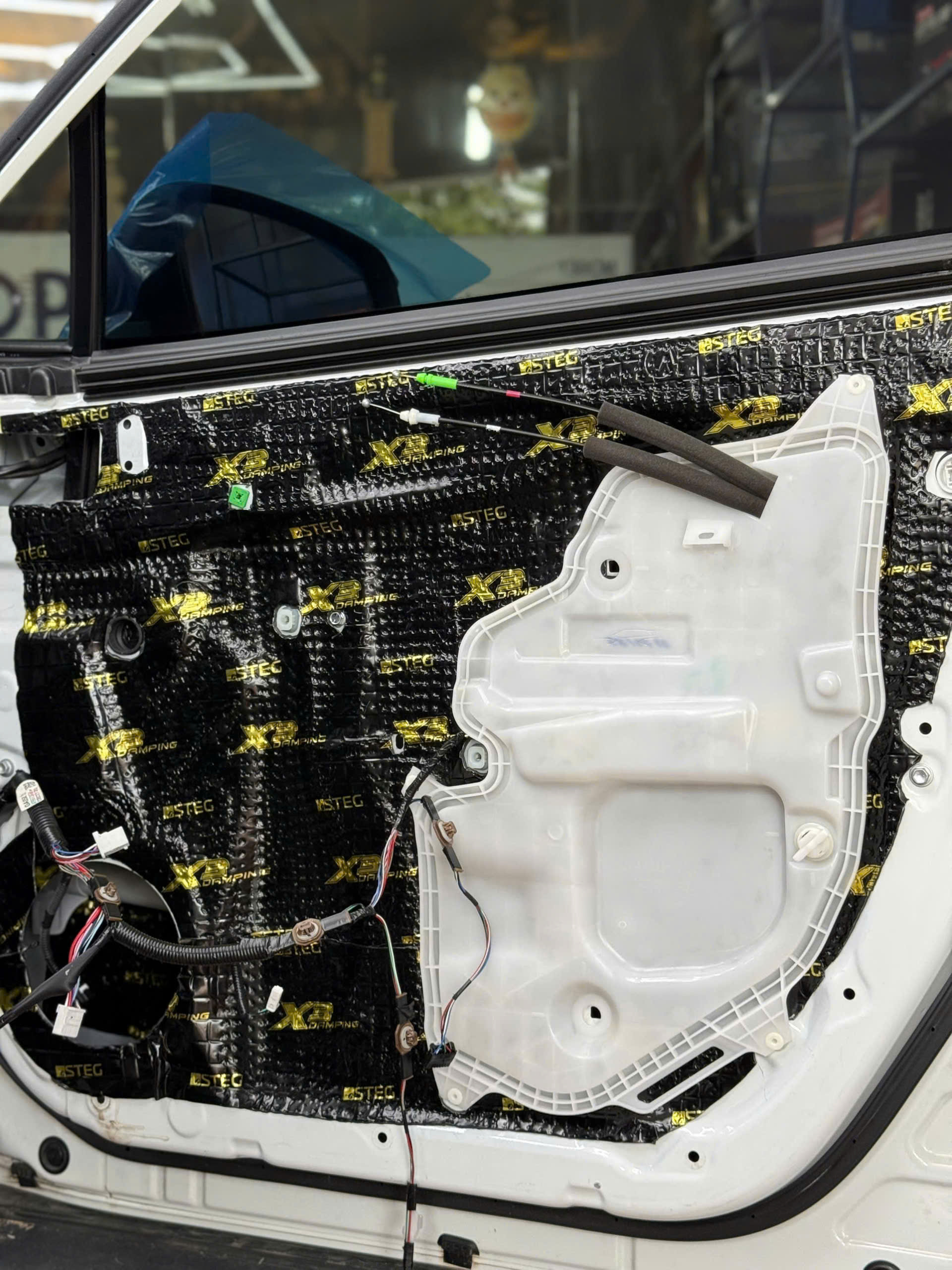 Lắp loa cho Toyota Cross uy tín