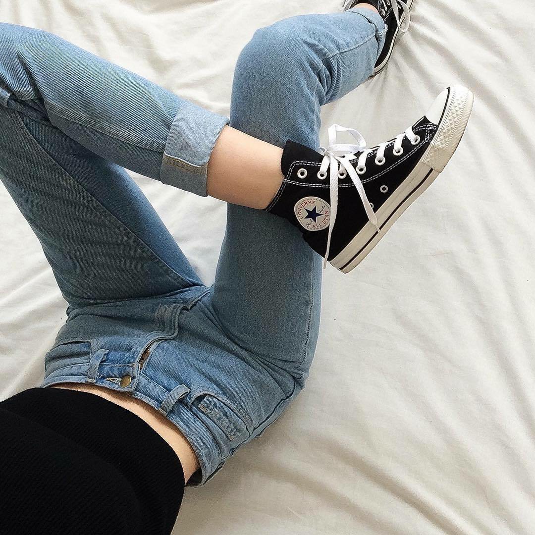 ... và Converse Chuck Taylor chốt hạ top 5 với hơn 2,1 triệu bài đăng