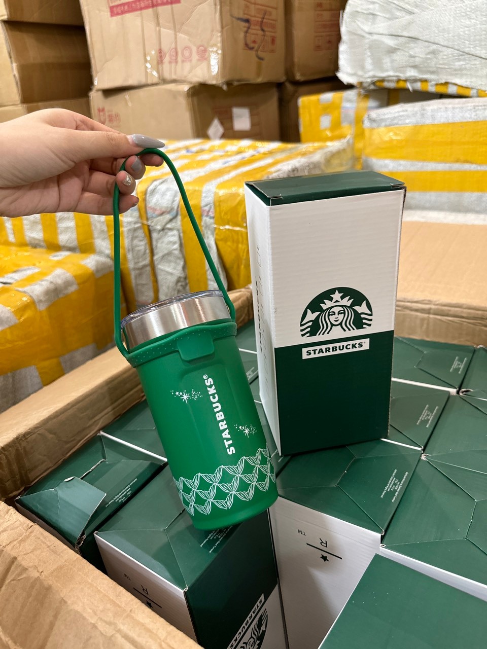 Cốc Giữ Nhiệt 𝐒𝐓𝐔𝐑𝐁𝐔𝐂𝐊 𝐓𝐀𝐊𝐄
