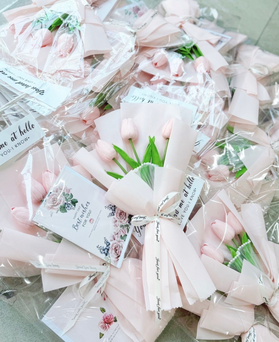 Bó Hoa Tulip Quà Tặng