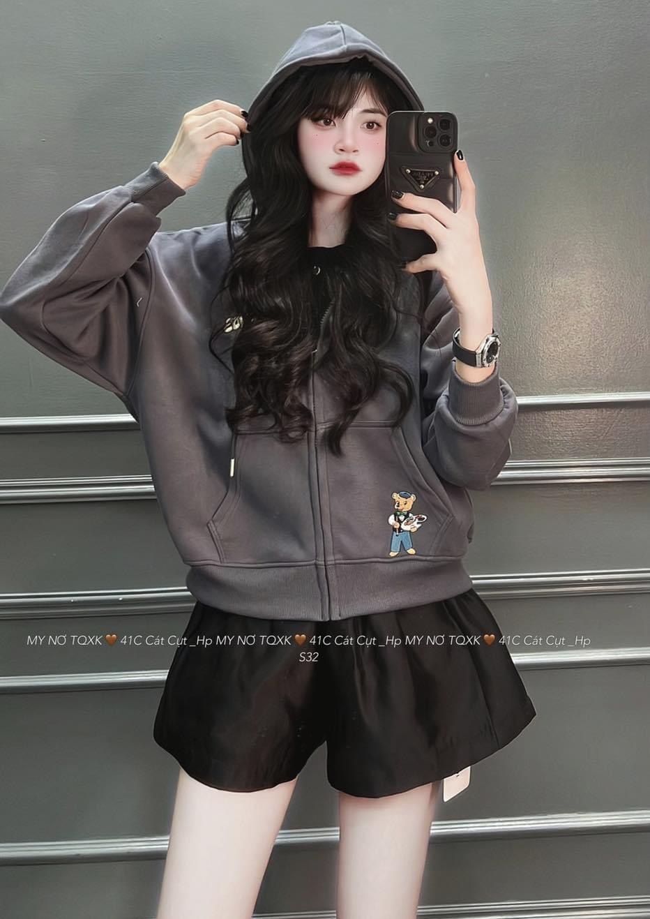 Áo khoác nỉ mũ kéo khóa chữ REVOS