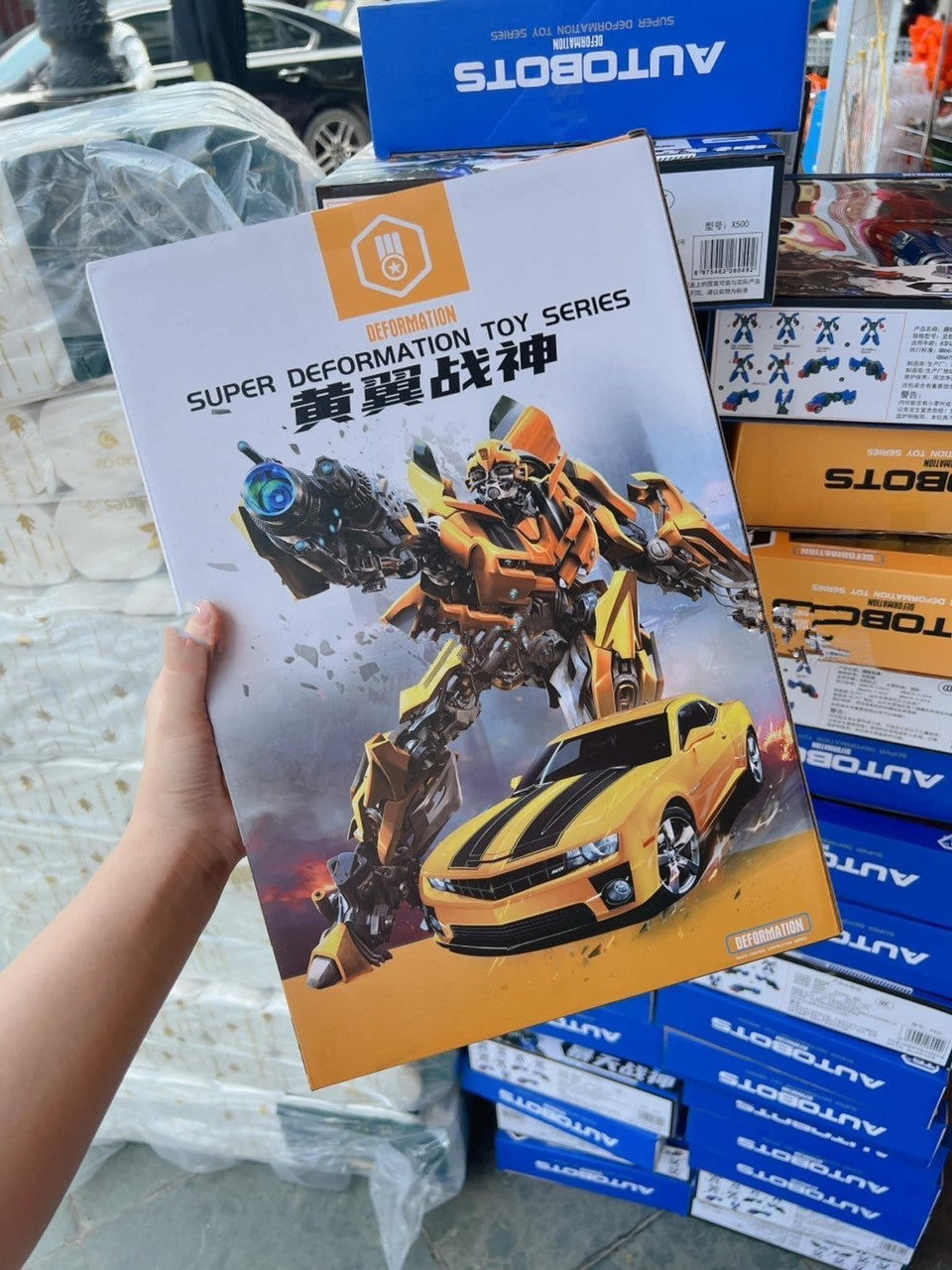 Ô Tô Biến Hình Robot