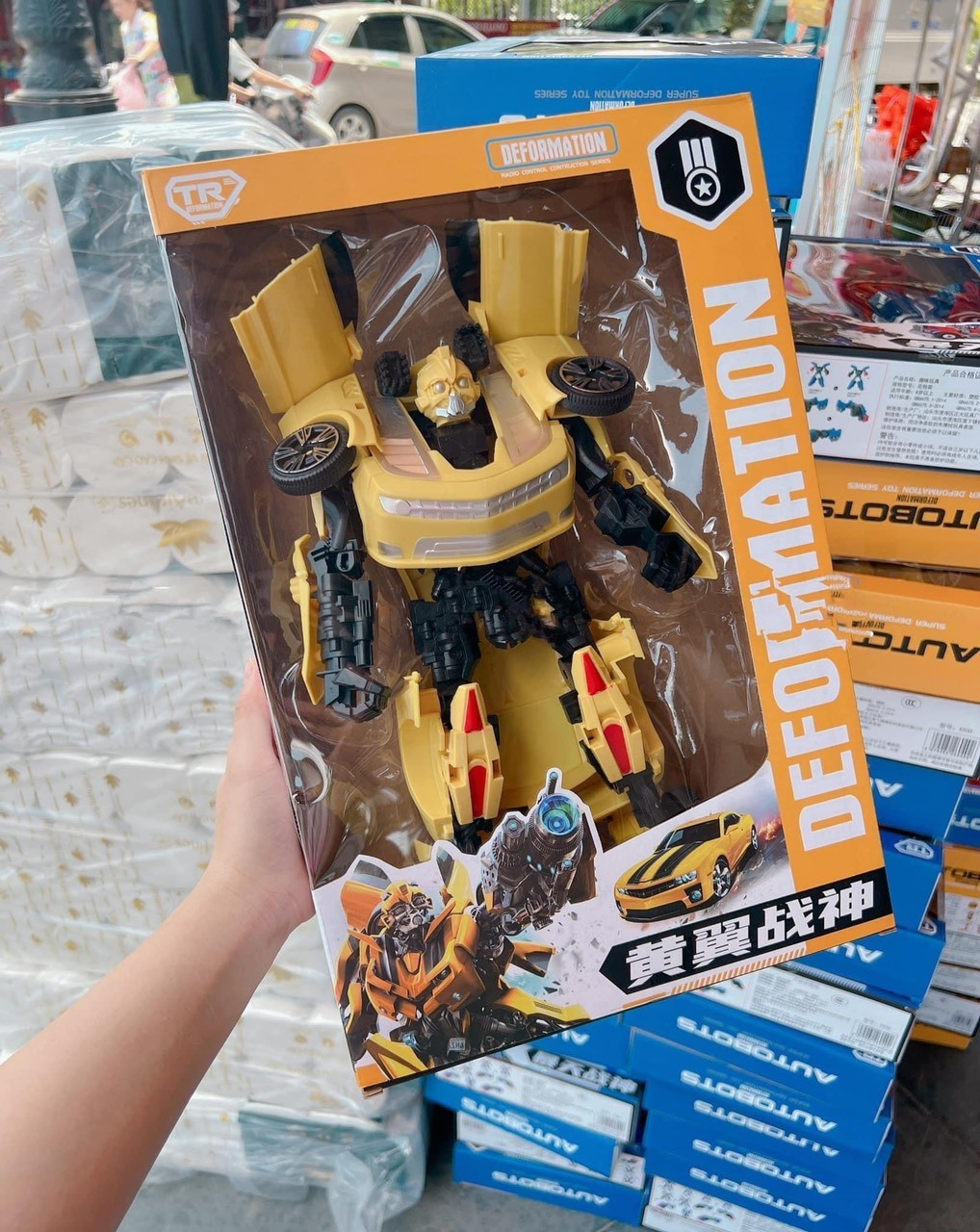 Ô Tô Biến Hình Robot