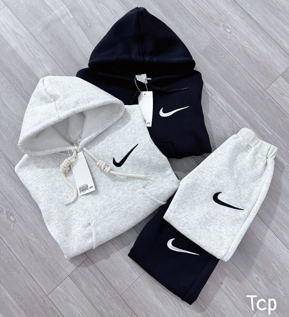 Bộ nỉ nike hoodie 2 màu cho bé