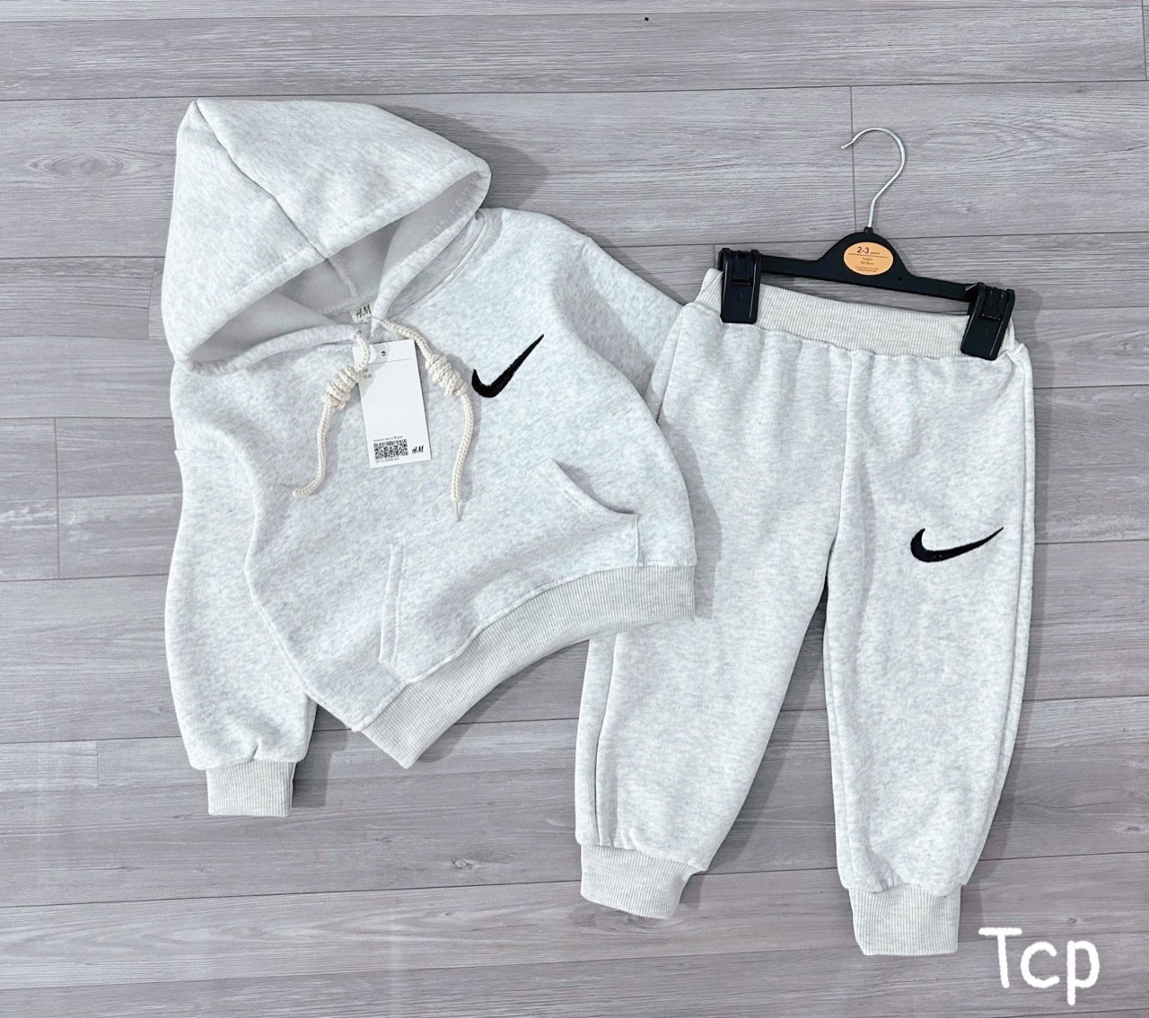 Bộ nỉ nike hoodie 2 màu cho bé