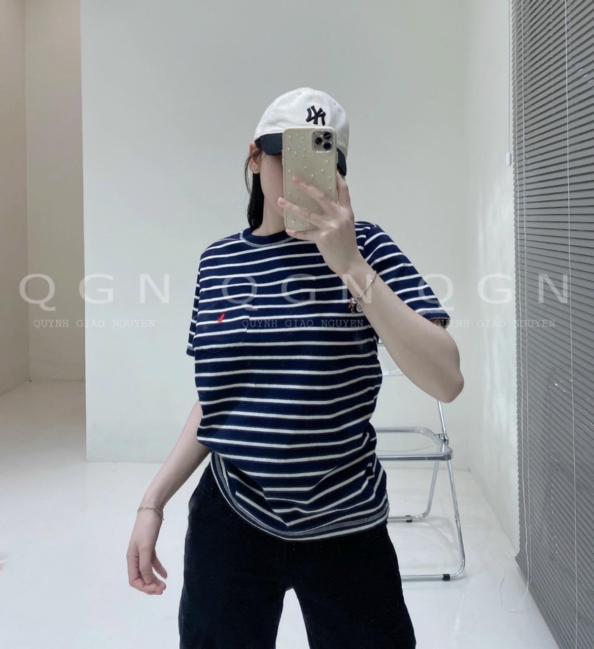 Sét 3 Áo Phông Xanh Trắng Kẻ Thêu Ngựa
