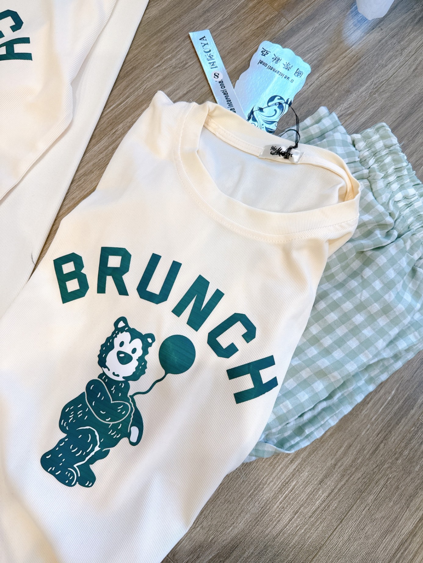 Bộ Quần Kẻ Xanh Áo Brunch