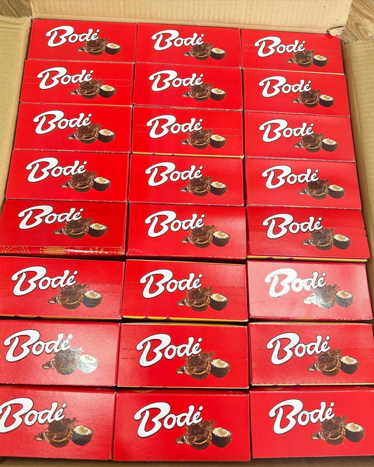 COMBO 2 HỘP BÁNH SOCOLA TAN CHẢY BODI