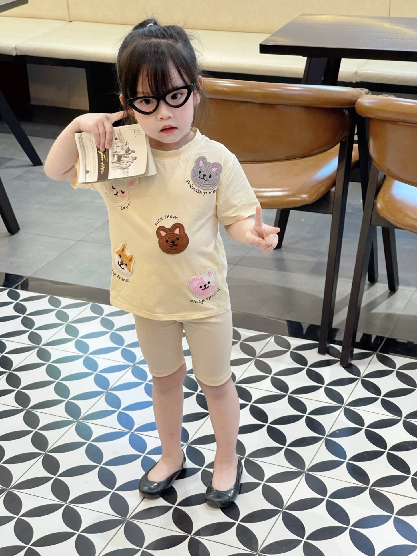 Set 2 Bộ Hình Nổi Cute Bé Gái