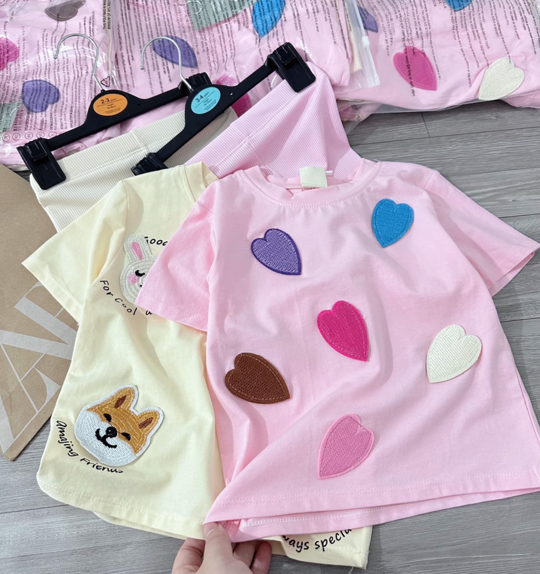 Set 2 Bộ Hình Nổi Cute Bé Gái