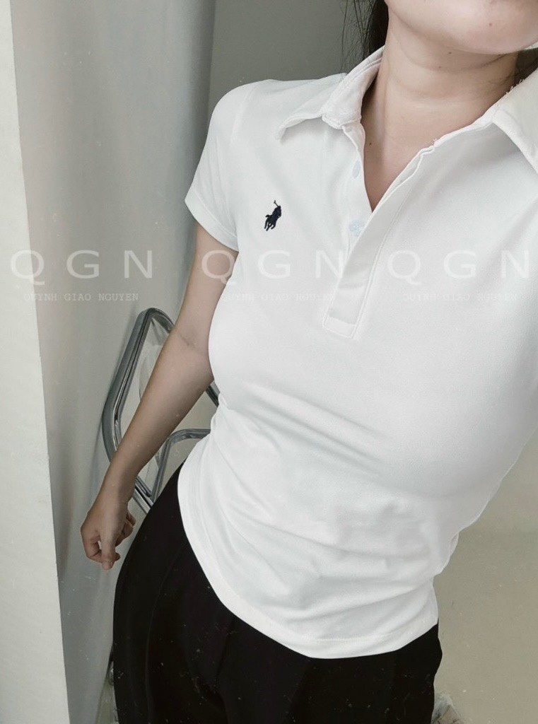 Set 2 Áo Polo Đen Trắng Thêu Ngựa