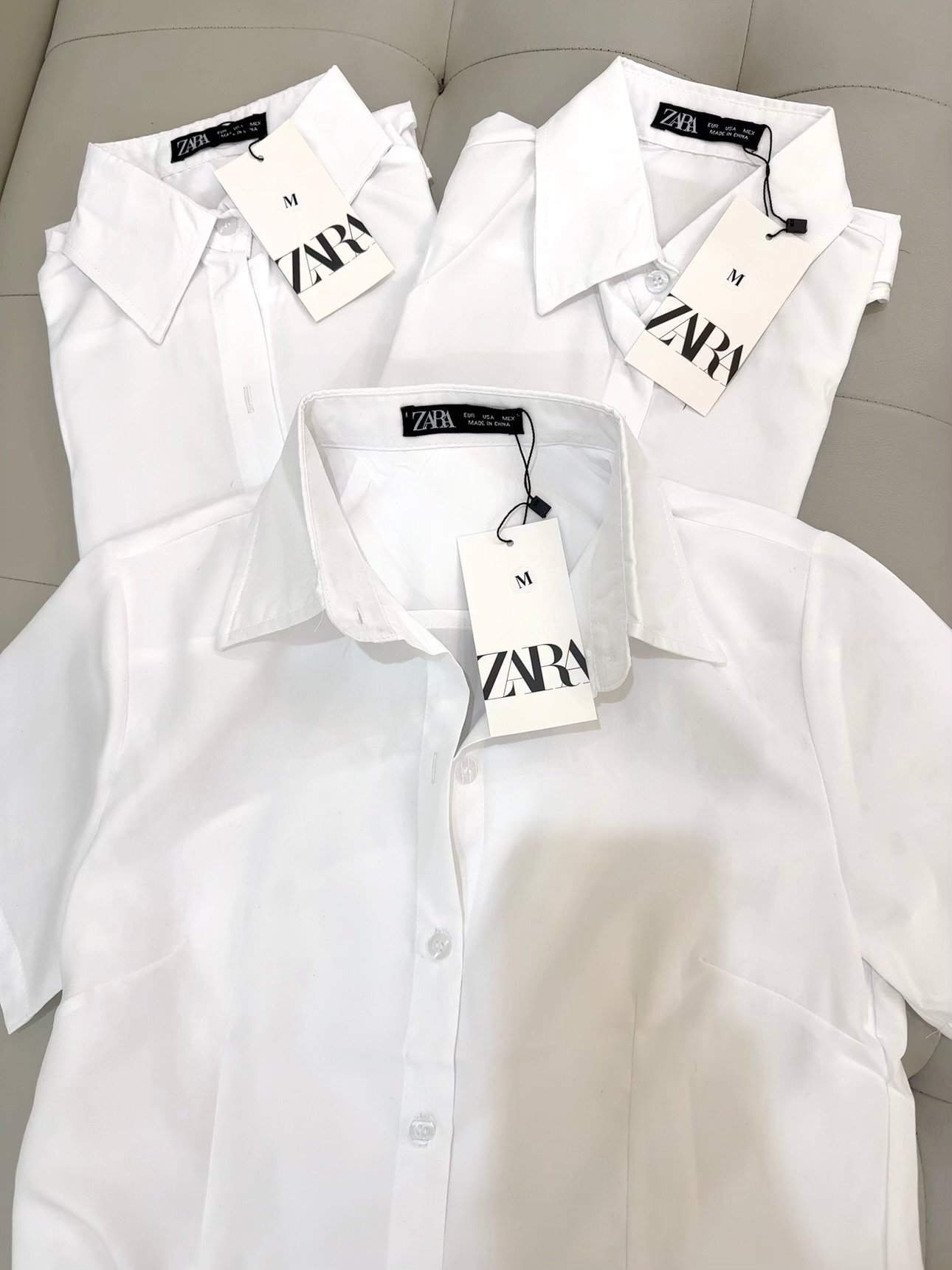 Sơ Mi Trắng Cộc Tay ZR