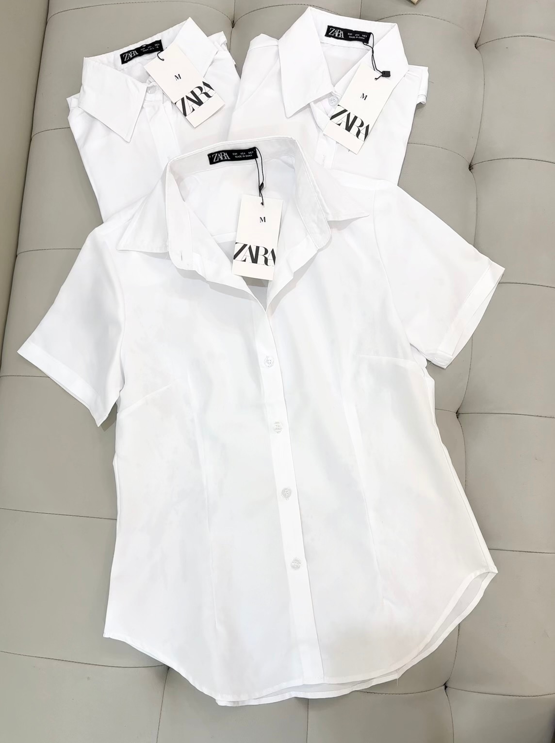 Sơ Mi Trắng Cộc Tay ZR