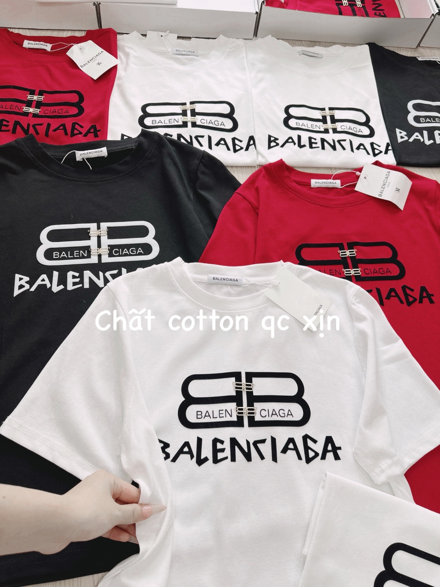 Áo Phông Balenciaga Ép Nhung