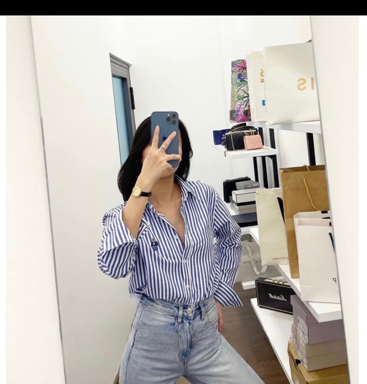 Sơ Mi Dài Tay Thêu Gấu 2 Màu