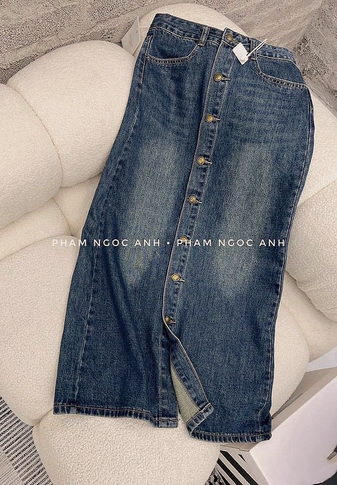 Chân Váy Jeans Khuy Dáng Dài Xẻ Trước