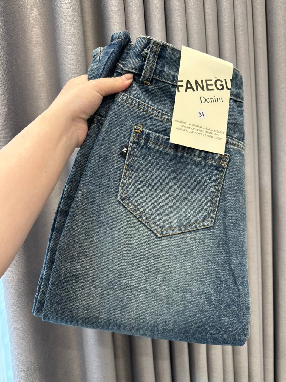 Chân Váy Jeans Khuy Dáng Dài Xẻ Trước