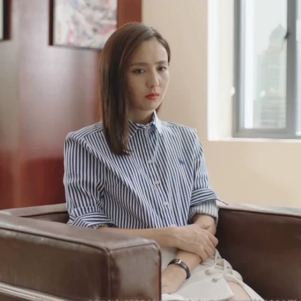 Áo Sơ Mi Kẻ Xanh Thêu Kỵ Sỹ