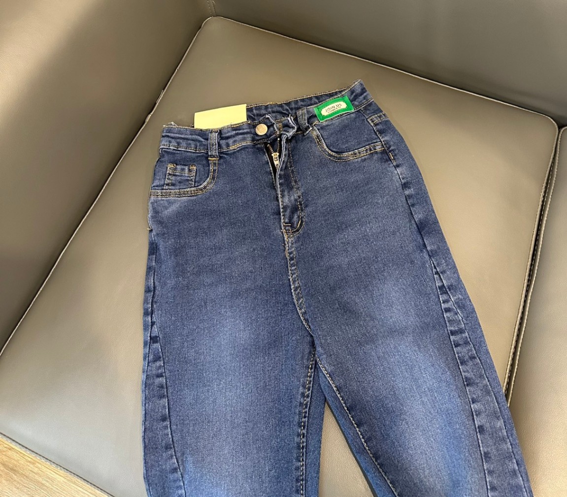 Quần Jeans Loe Xẻ Mác Xanh