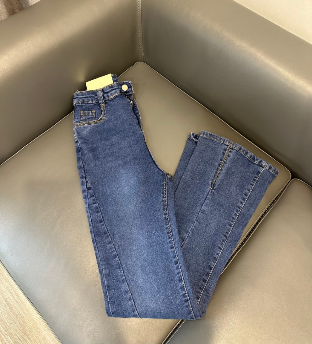 Quần Jeans Loe Xẻ Mác Xanh