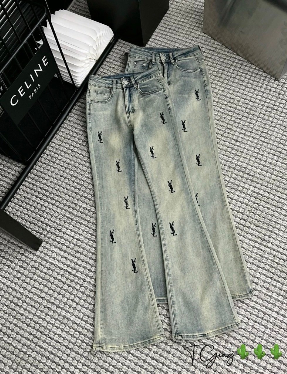 Quần Jeans Loe Xanh Nhạt Thêu YSL