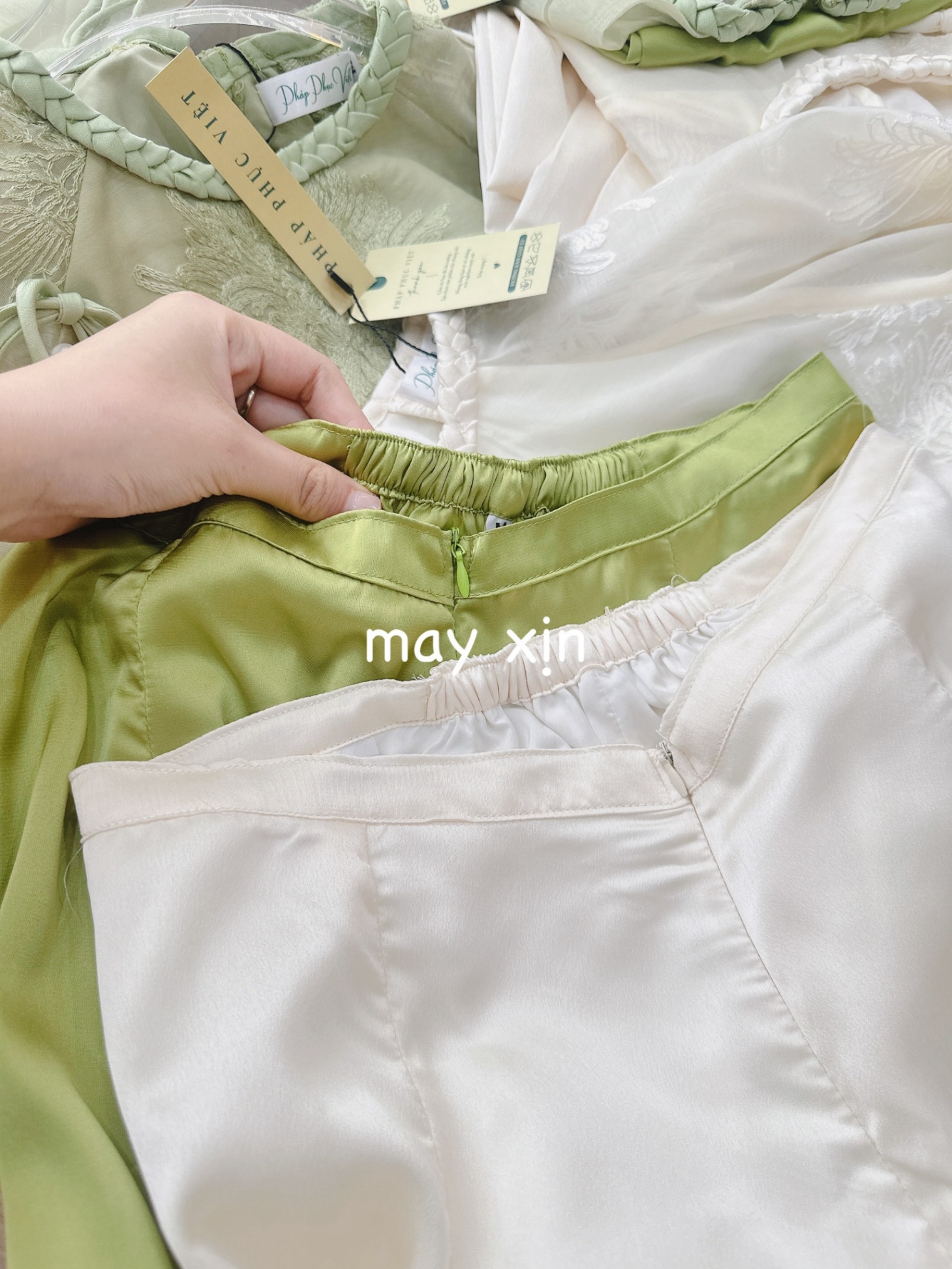 Set Pháp Phục Tơ 2 Màu