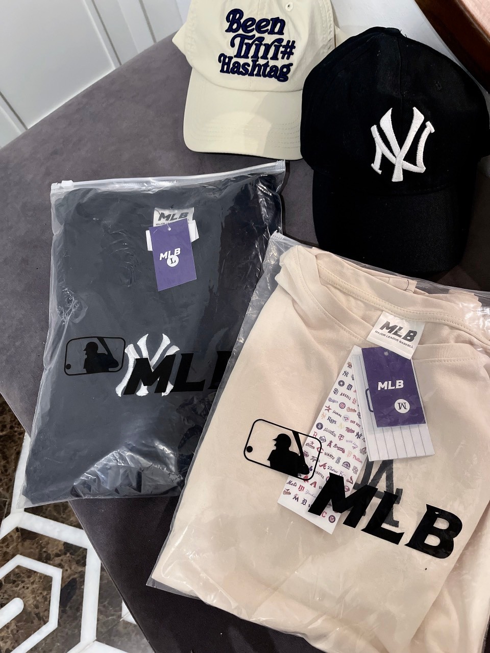 Áo Phông 2 Màu MLB