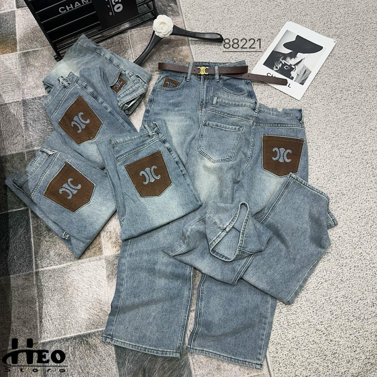 Quần Jeans Suông Túi Nâu Thêu