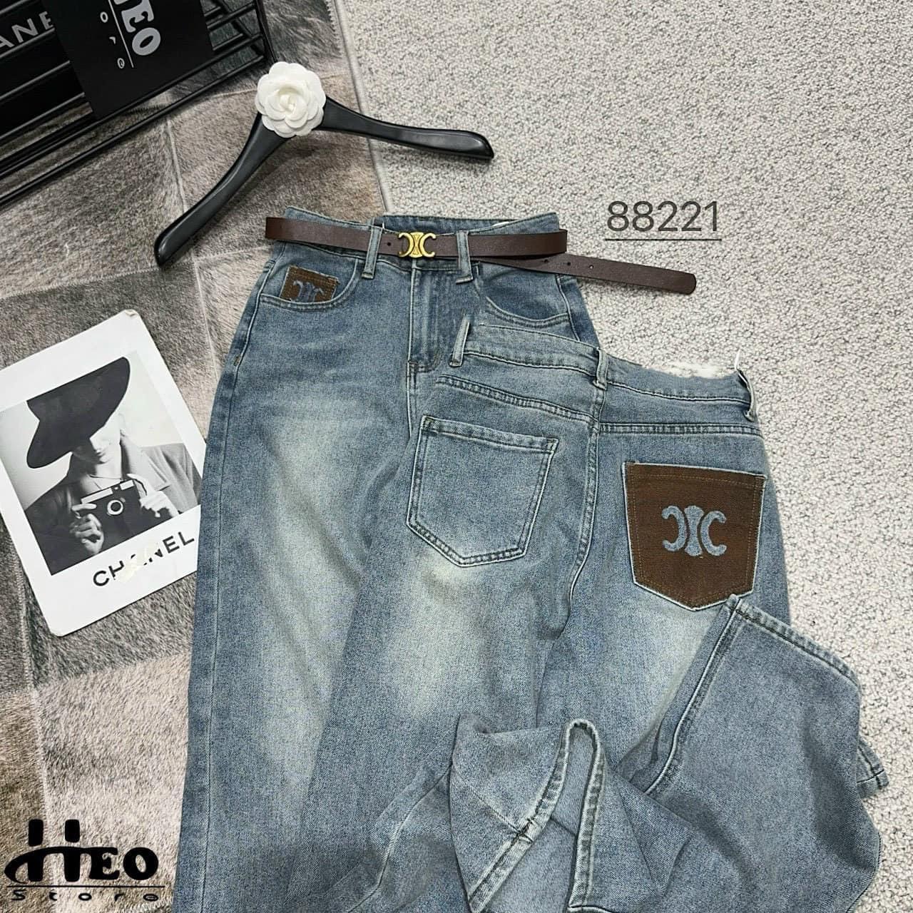 Quần Jeans Suông Túi Nâu Thêu