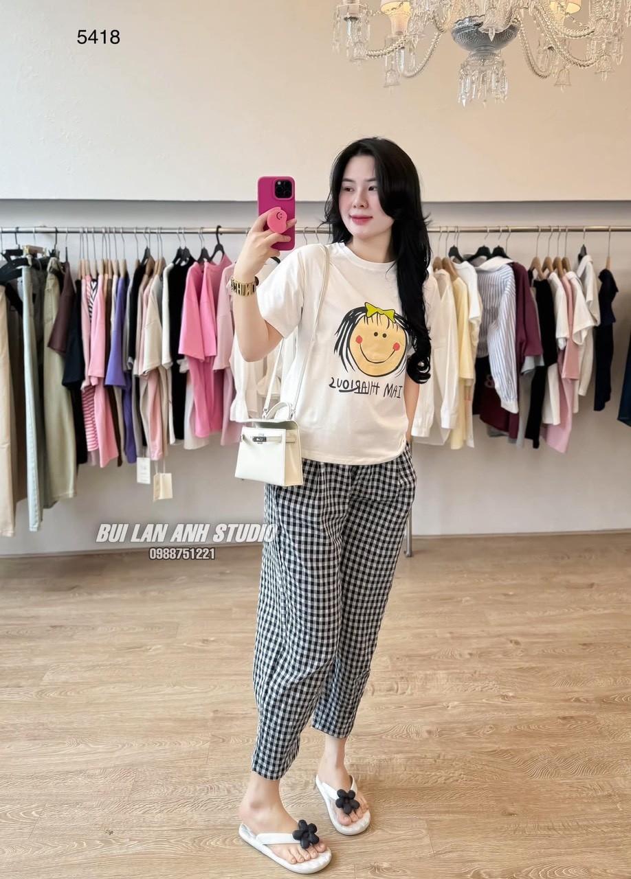 Bô Cô Gái Mặt Cười 6 Màu