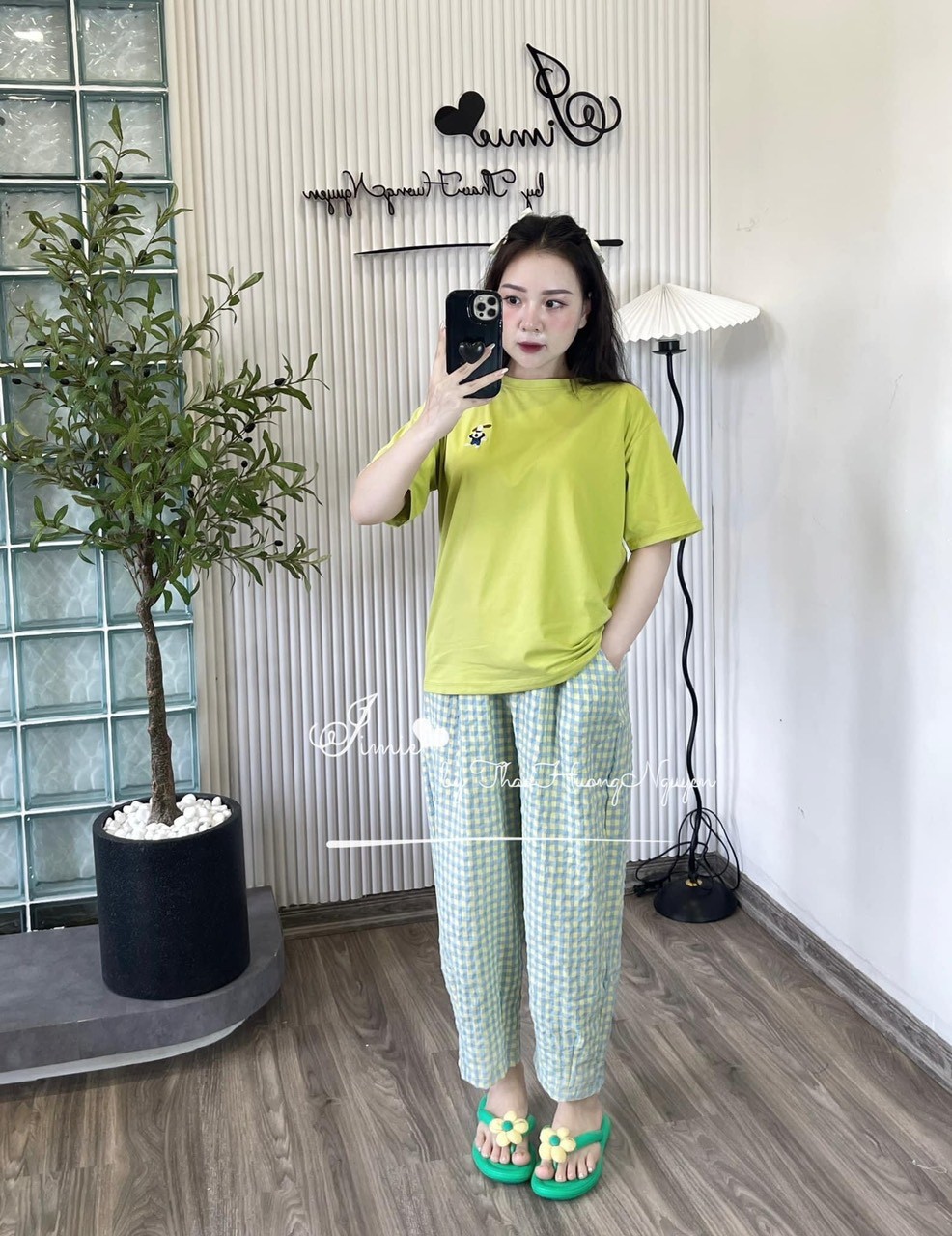 Bộ Quần Kẻ Thêu Whoau 4 Màu
