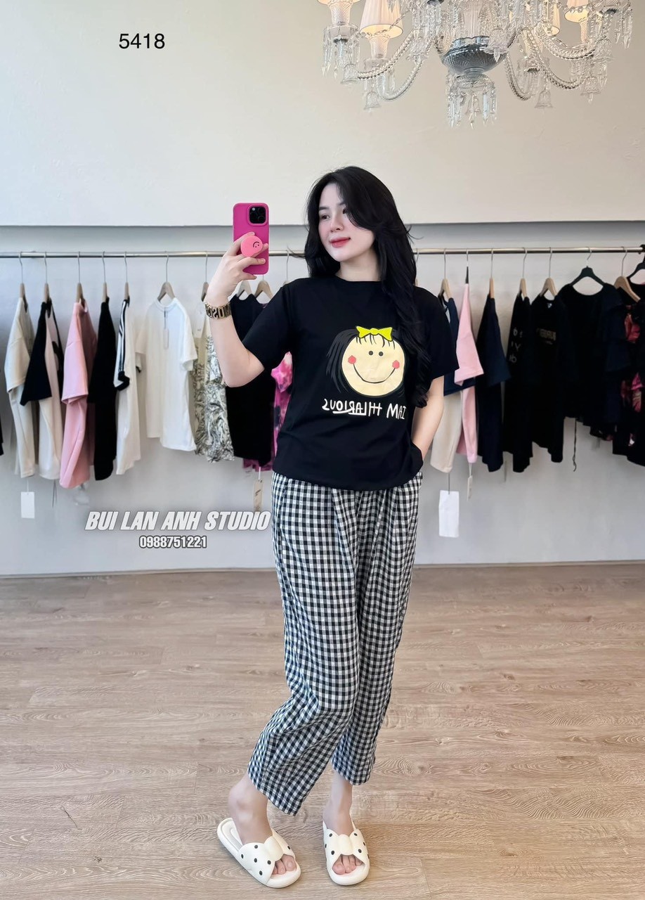 Bô Cô Gái Mặt Cười 6 Màu