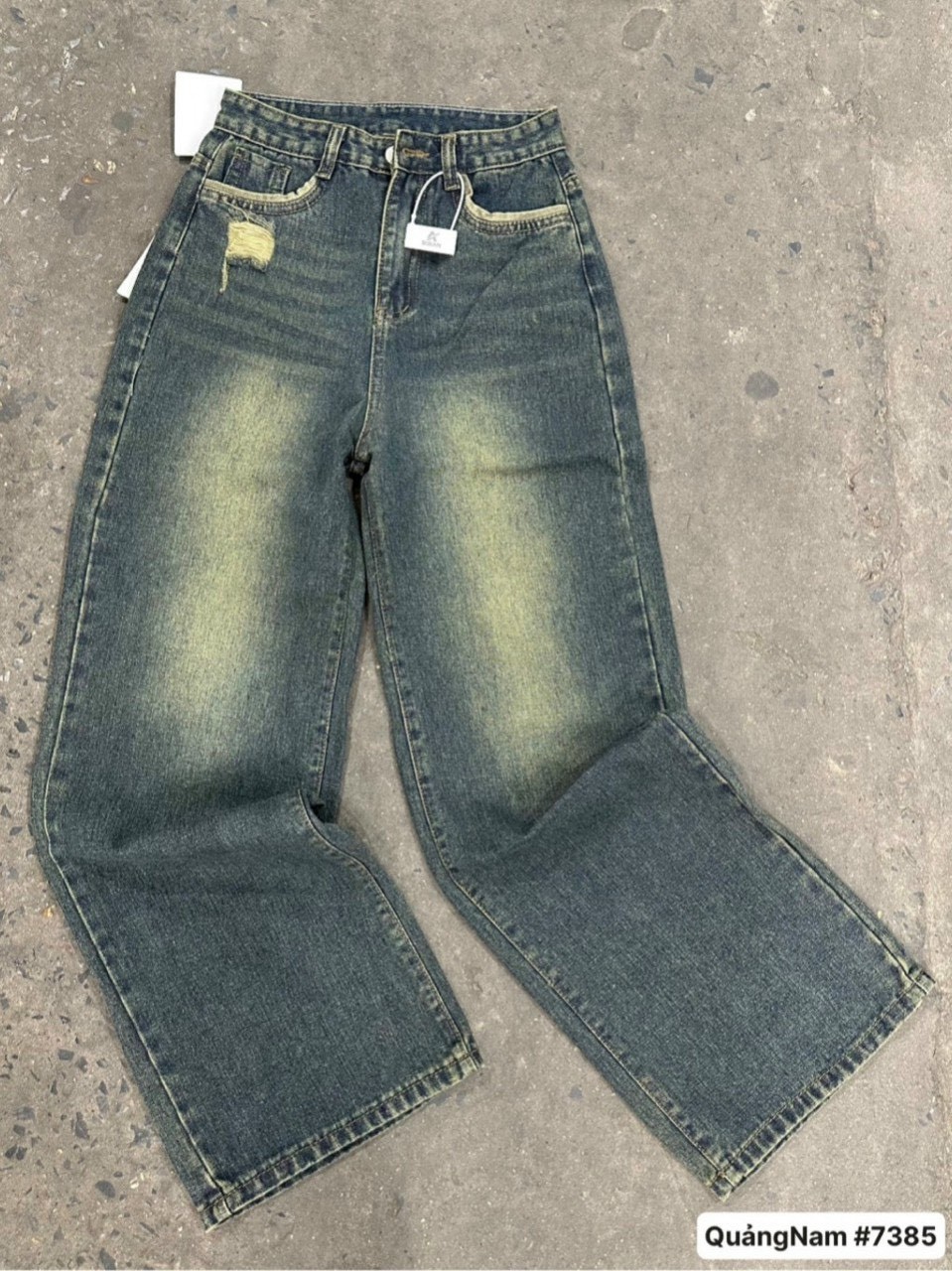 Quần Jeans Suông Rách Túi 5038
