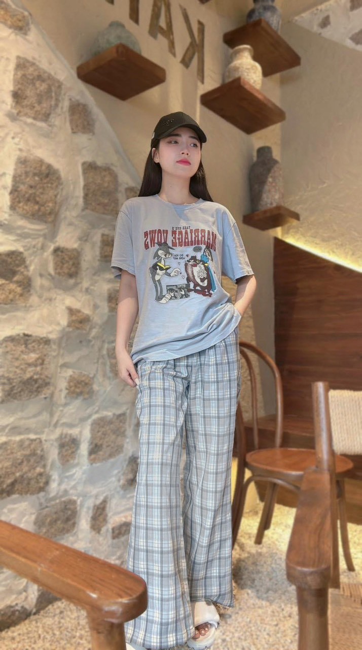 Bộ Quần Kẻ Xanh Áo Tom & Jerry