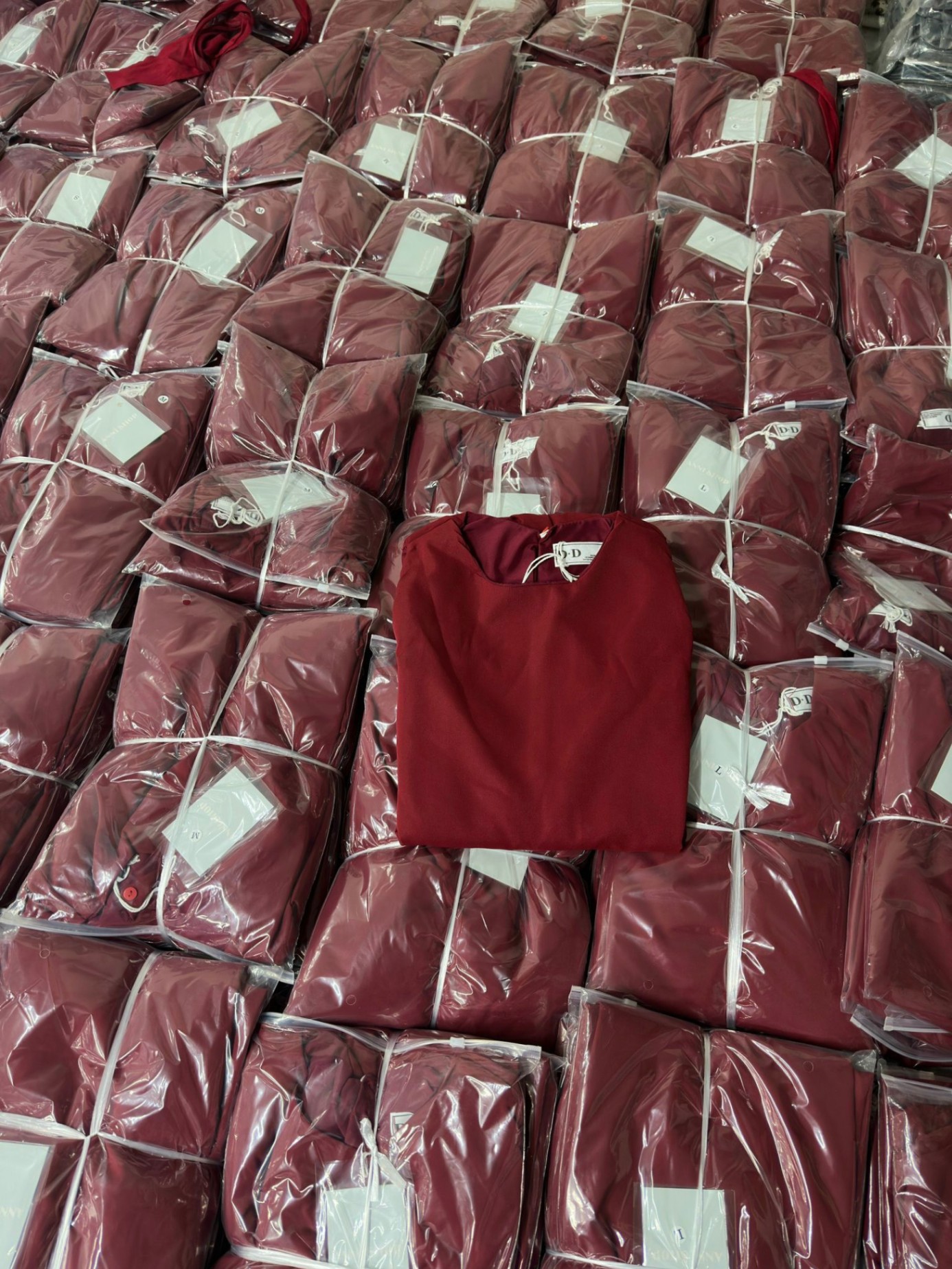 Váy Maxi Thô Đỏ Sát Nách