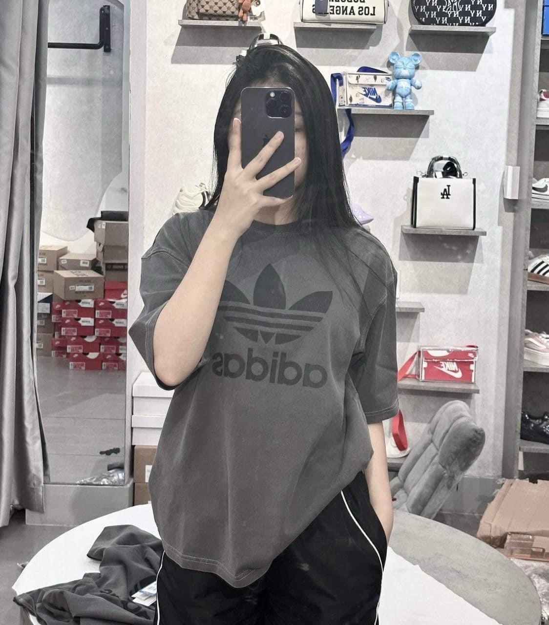 Áo Phông Das Xám