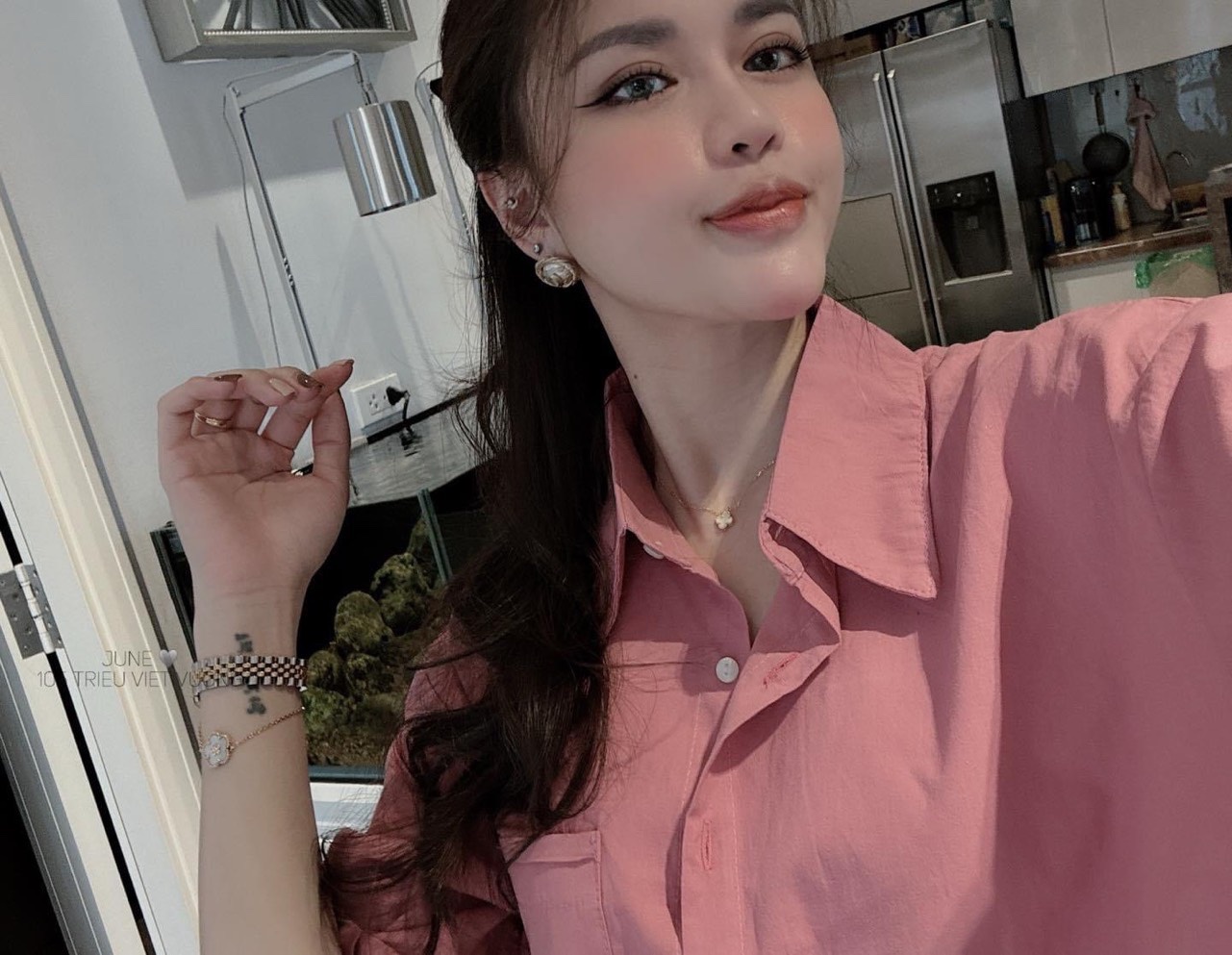 Sơ Mi Túi Ngực 2 Màu