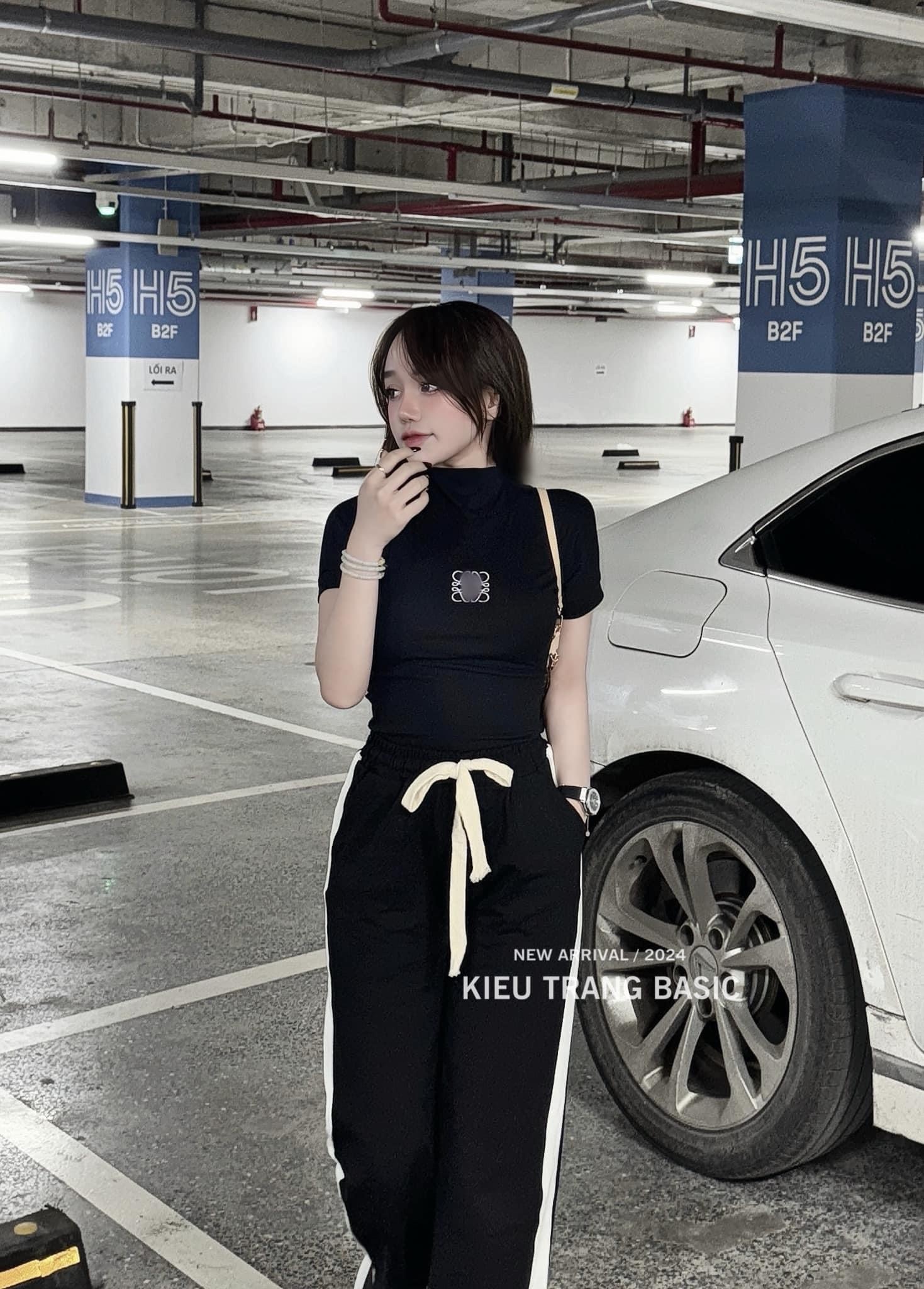Bộ Quần Suông Loewe Đen