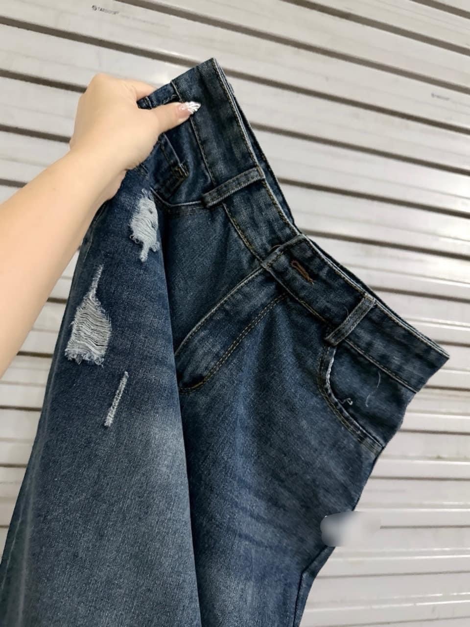 Quần Jeans Suông Rách Hách Dáng