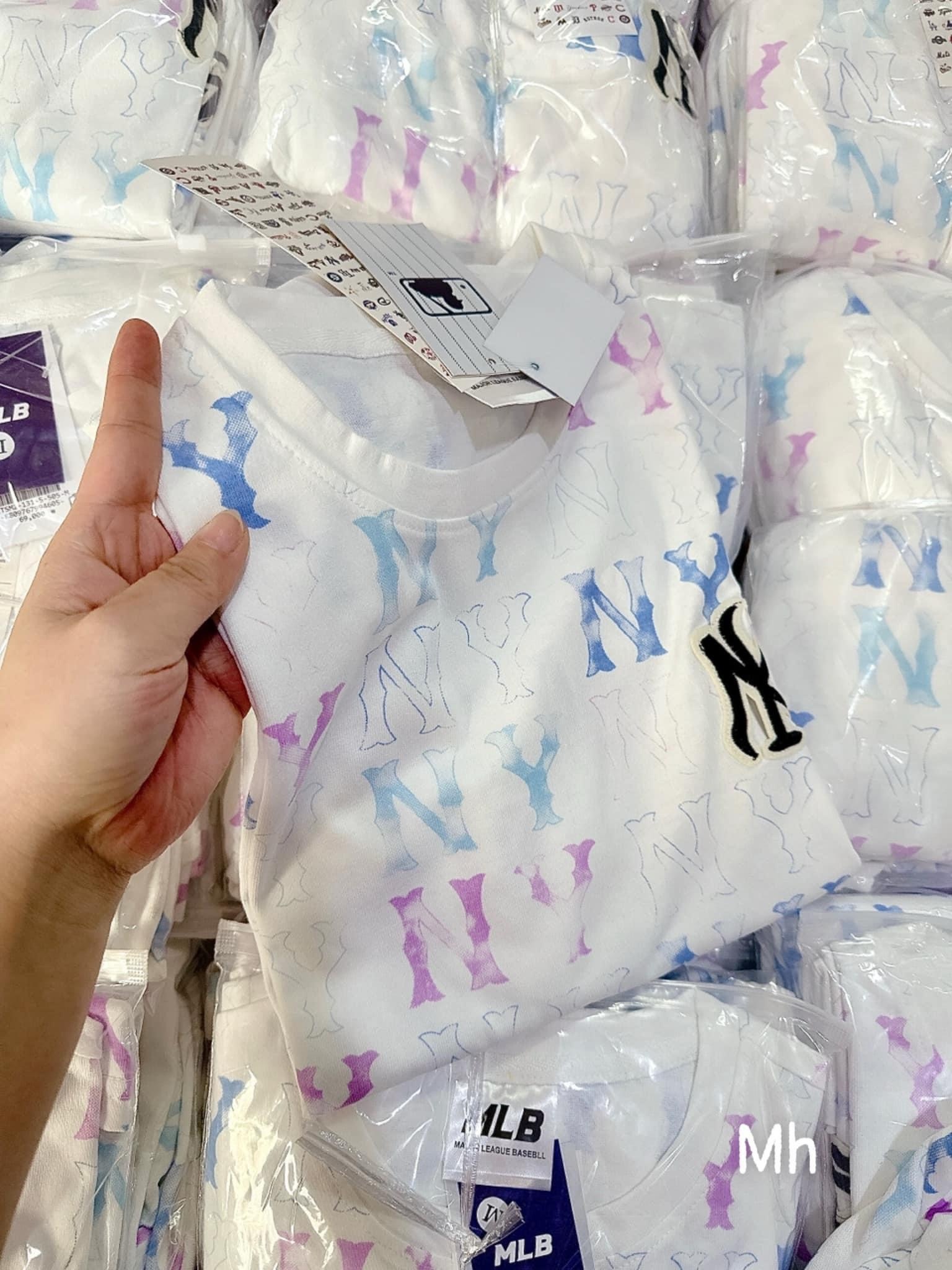 Bộ Cộc Nâu Trắng Trần NY