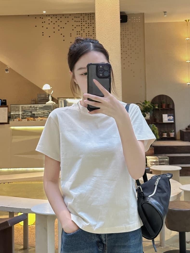 Sét 2 Áo Phông Uni Đen Trắng