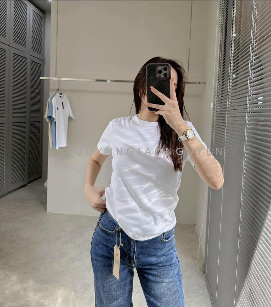 Sét 2 Áo Phông Uni Đen Trắng