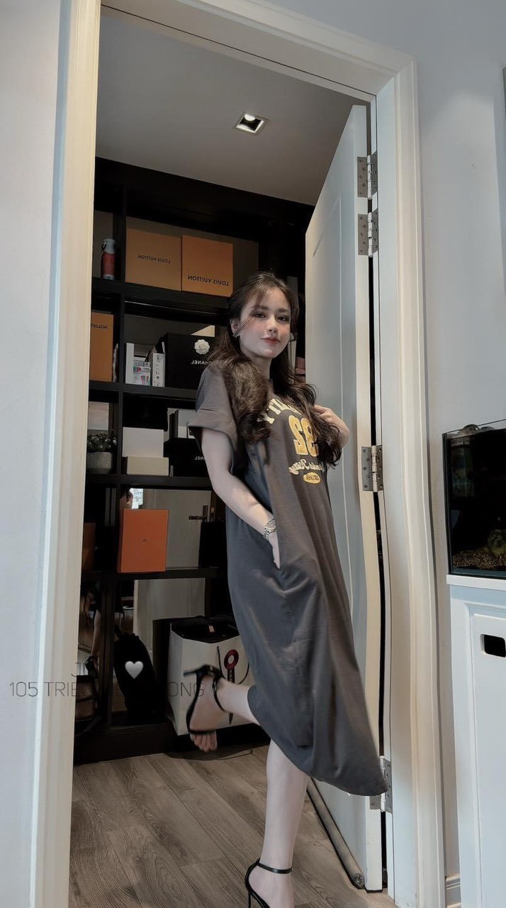 Váy Xám Suông In Số 92