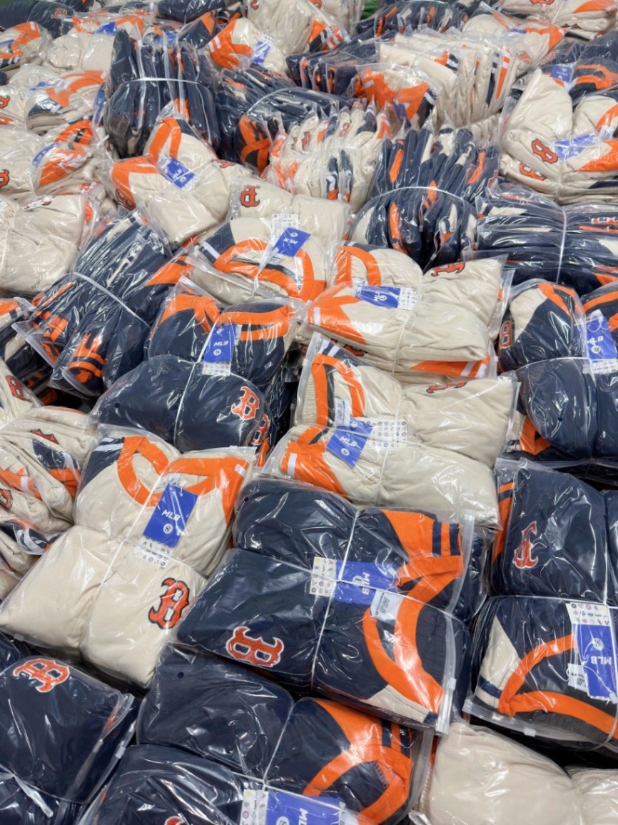 Bộ Cotton Tàu Phối Quần Suông Chữ B
