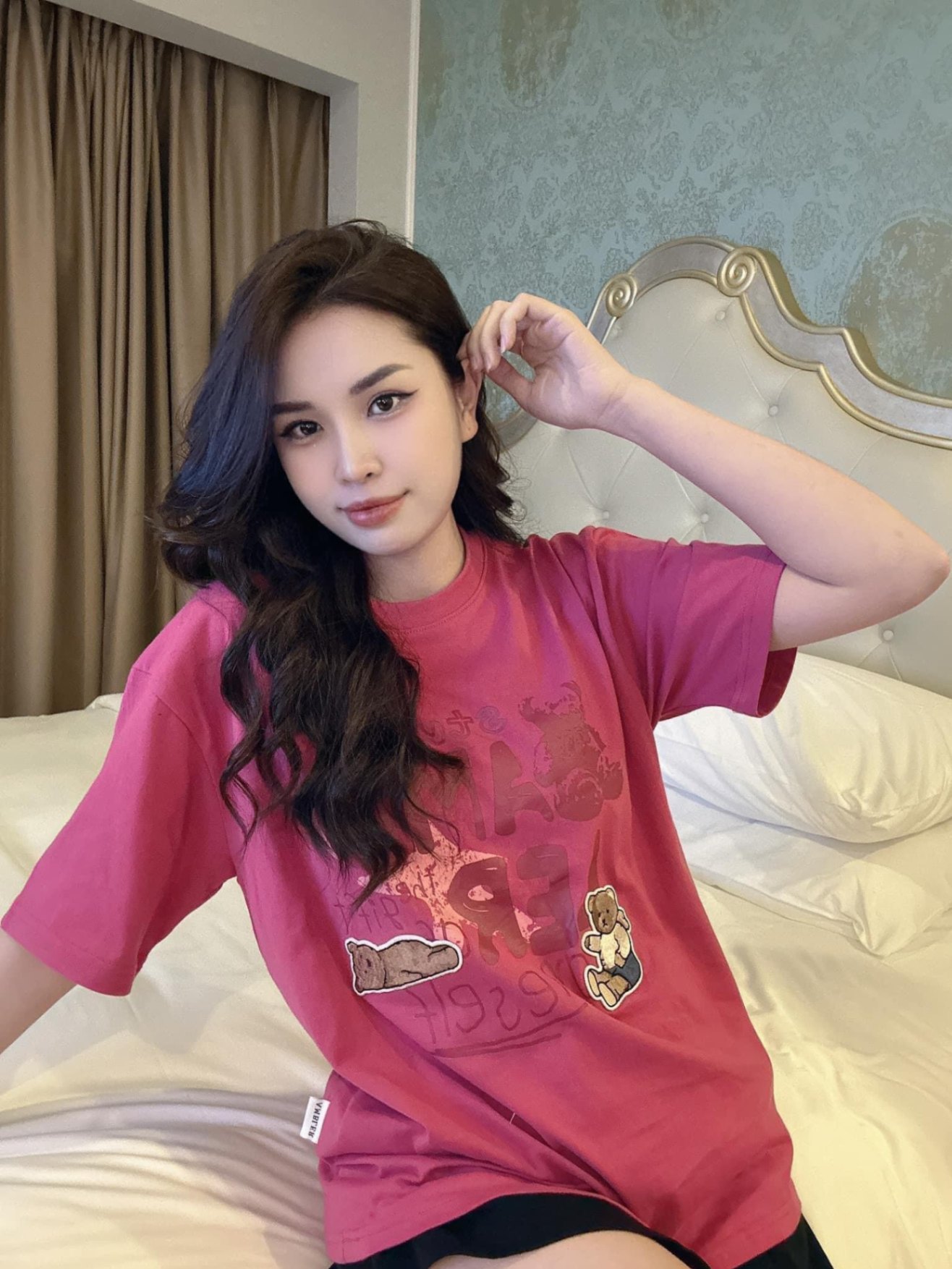 Áo Phông Hồng In Gấu