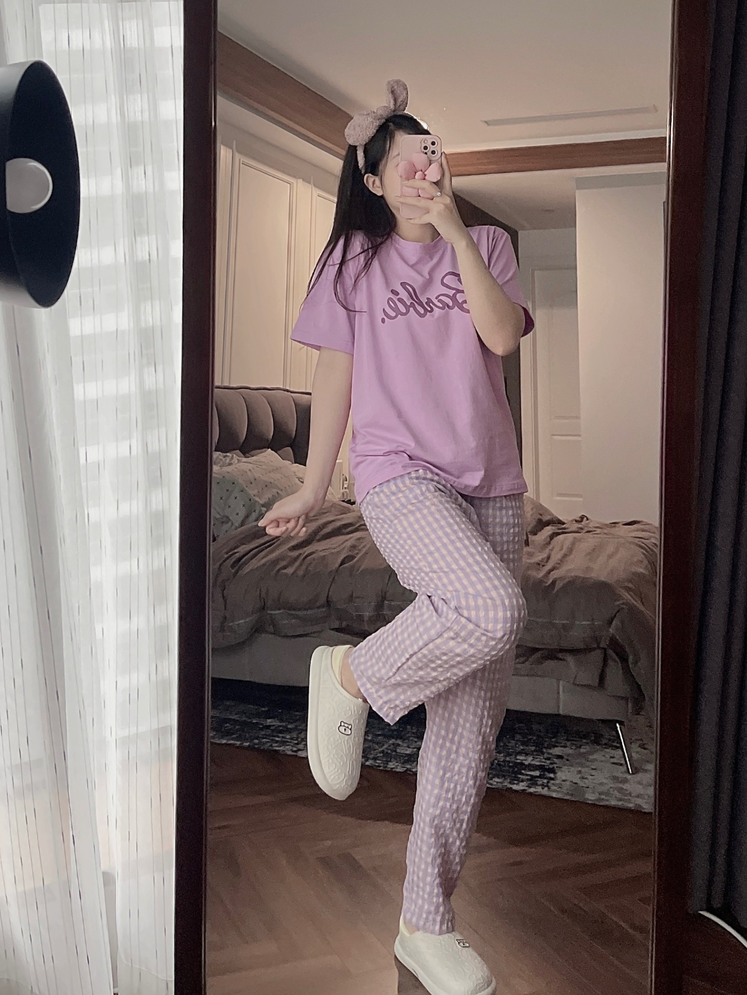 Bộ Quần Kẻ Tím Áo Phông Barbie