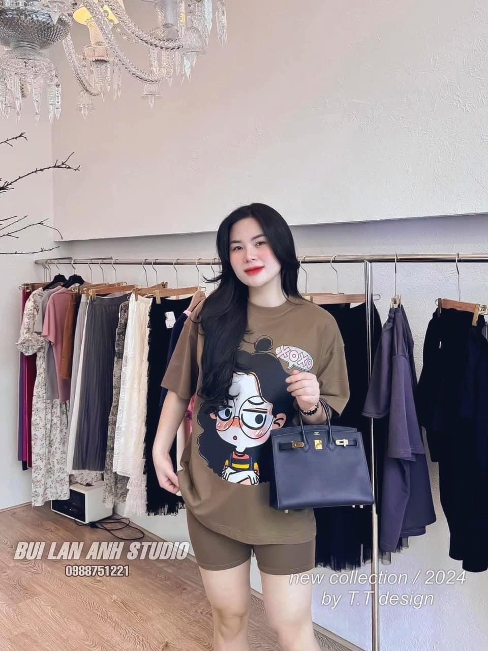Bộ Cộc In Cô Gái Đeo Kính 2 Màu